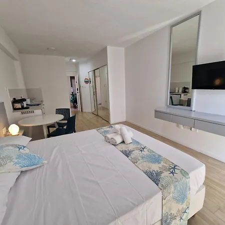 Kitieos Apts 100m From Finikoudes Larnaca