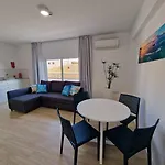 Kitieos Apts 100m From Finikoudes *