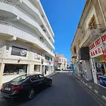 Kitieos Apts 100m From Finikoudes Apartament