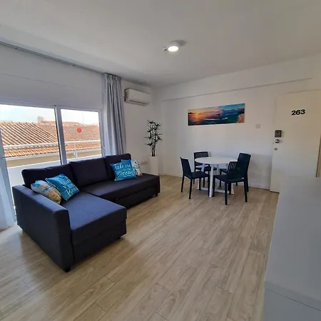 Kitieos Apts 100m From Finikoudes Apartment *