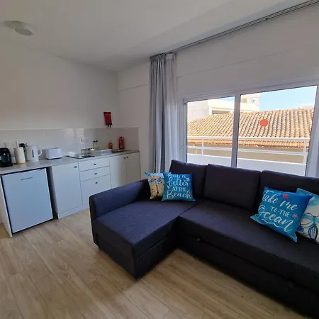 Kitieos Apts 100m From Finikoudes Apartment Larnaca