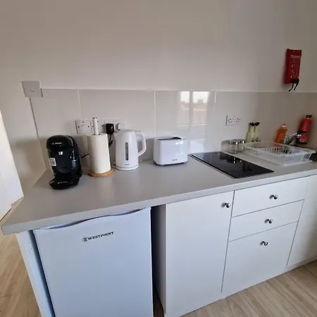 Kitieos Apts 100m From Finikoudes Apartment *