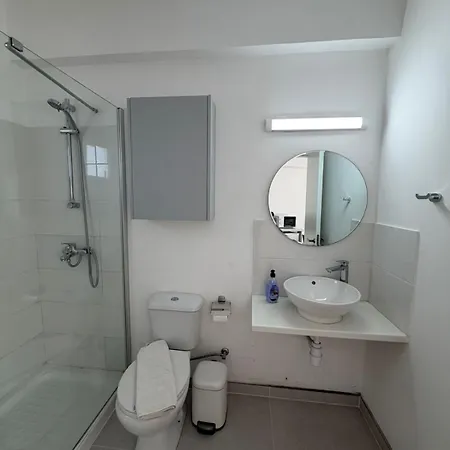 Lejlighed Kitieos Apts 100m From Finikoudes