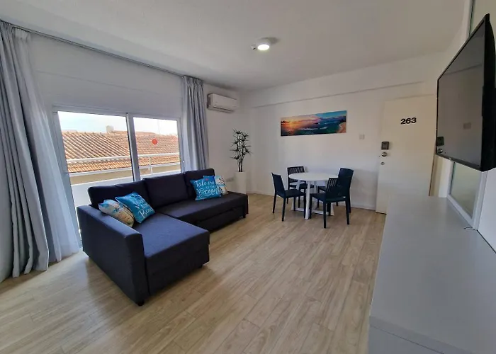 Kitieos Apts 100m From Finikoudes Apartment Larnaca