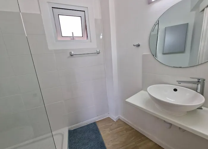 Kitieos Apts 100m From Finikoudes * Larnaca