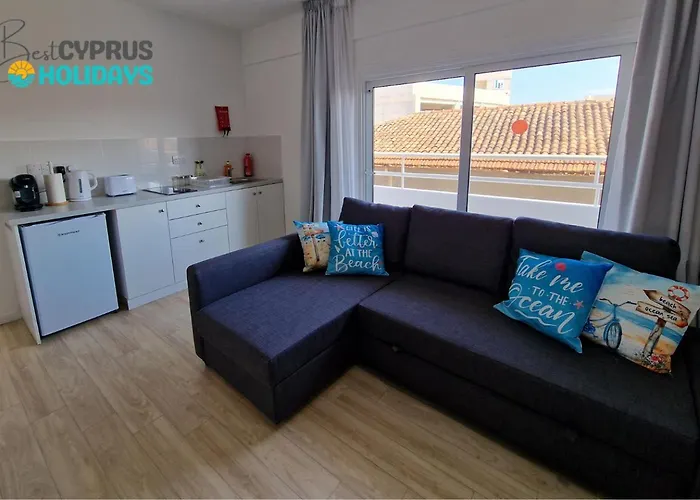 Kitieos Apts 100m From Finikoudes Larnaca